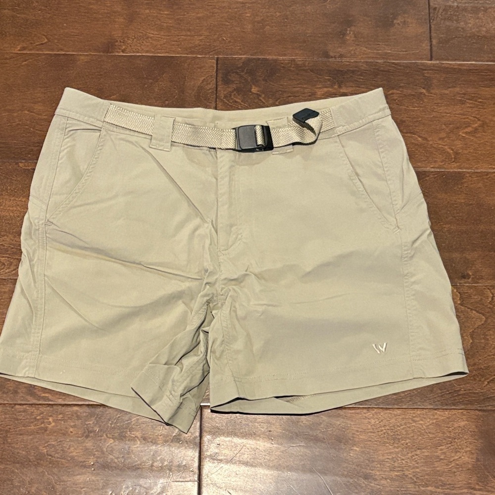 White Sierra Women's Khaki Athletic Shorts with Integrated Belt